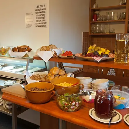 凯蒂旅馆 招待所 3*